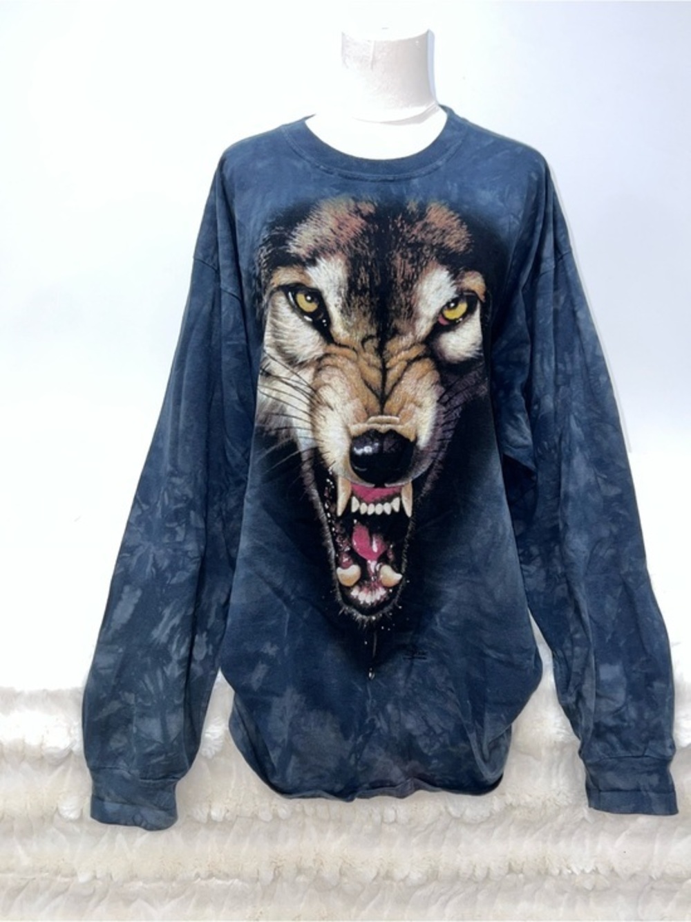 VTG The Mountain Wolf Long Sleeve